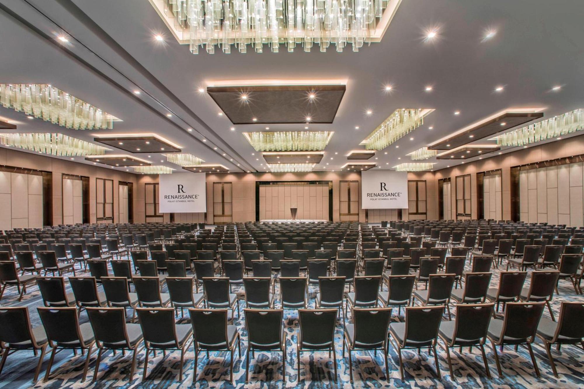 Hotel Renaissance Polat